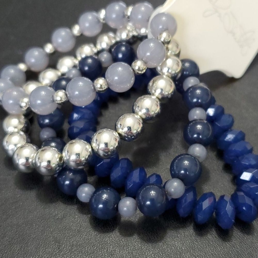 Jaclyn Smith stretch bracelet set 7.25"